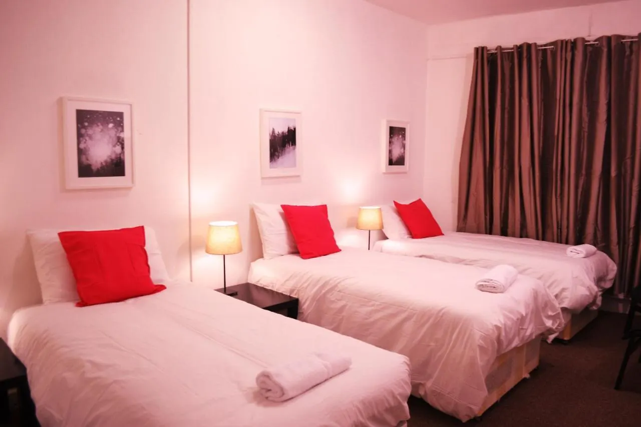 **  Hotel The Lion Head Londra Regno Unito