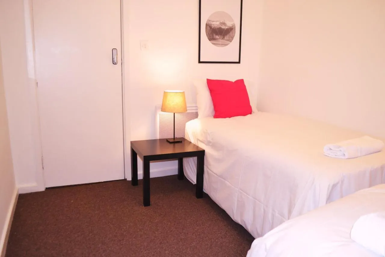 The Lion Head Hotel London