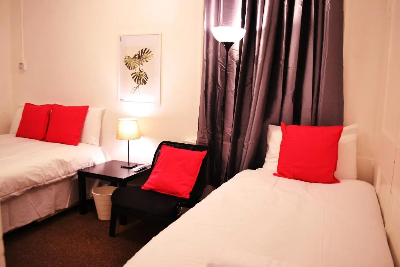 The Lion Head Hotel London